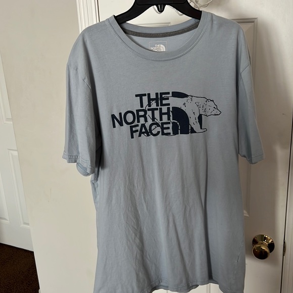 The North Face T-shirt - Picture 1 of 2